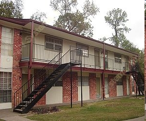 Royal North Apartments in Houston, TX - Foto de edificio - Building Photo