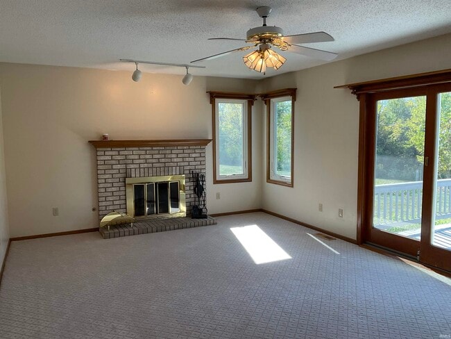 9930 Valley Vista Pl in Fort Wayne, IN - Building Photo - Building Photo