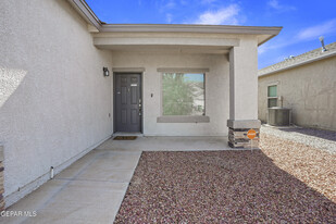 14904 Jerry Armstrong Ct in El Paso, TX - Foto de edificio - Building Photo