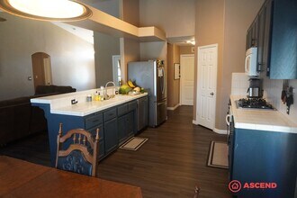 10808 Academy Ave in Bakersfield, CA - Building Photo - Building Photo