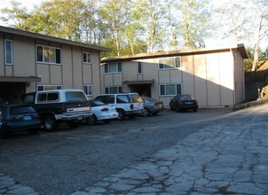 2650 Koos Bay Blvd in Coos Bay, OR - Building Photo - Building Photo