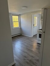 827 Woodward Ave in New Haven, CT - Building Photo - Building Photo