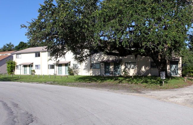 Aristotle Townhouses