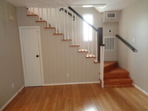 2225 Mimosa Dr in Houston, TX - Building Photo - Building Photo