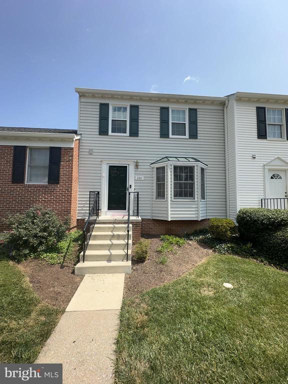 property at 207 Fairfield Dr