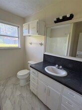 3922 County Rd 704 in Brazoria, TX - Foto de edificio - Building Photo