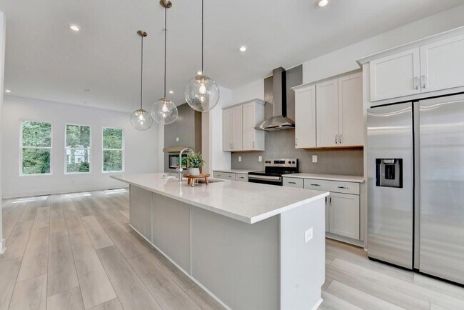 property at 503 Motivation Cir NW