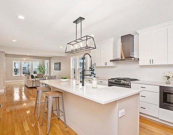 property at 68 Edward St