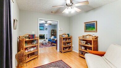 443 Arrowhead Rd, Unit SI ID1385599P in Front Royal, VA - Building Photo - Building Photo