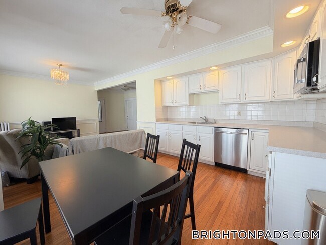 23 Ransom Rd, Unit 2