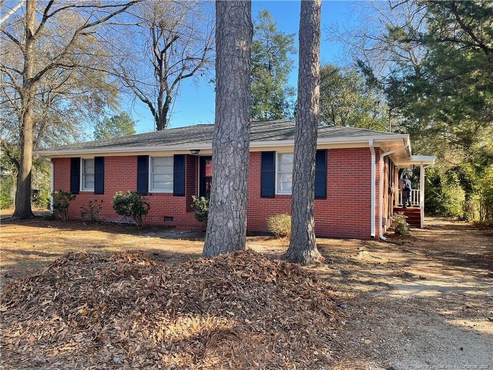 216 Park St in Fayetteville, NC - Building Photo