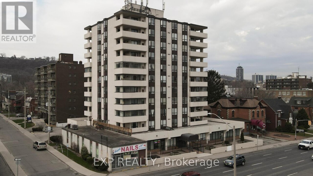 432-432 Main St E in Hamilton, ON - Building Photo