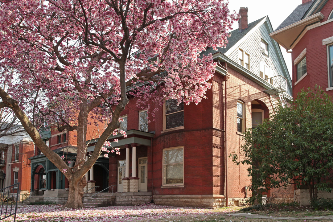 1715 S 3rd St in Louisville, KY - Building Photo