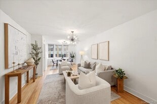 610 Waring Ave in Bronx, NY - Building Photo