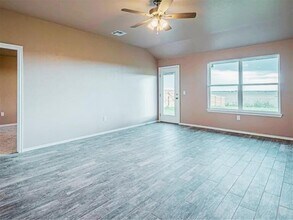 1702 Highland Loop in Guthrie, OK - Building Photo - Building Photo