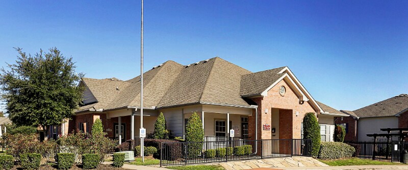 9700 FM 1097 in Willis, TX - Building Photo