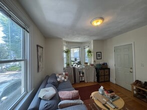 135 Morrison Ave, Unit 1 in Somerville, MA - Foto de edificio - Building Photo