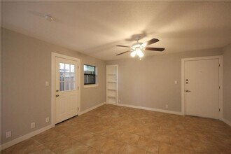 1600 West Ave in Austin, TX - Building Photo - Building Photo