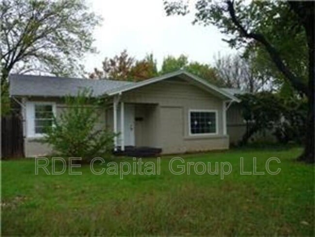 property at 1604 Weiler Blvd