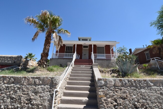 property at 1275 Prospect St