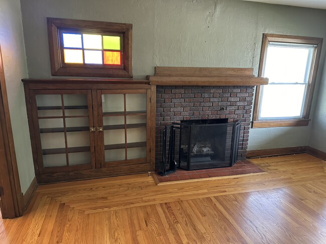 331 Pearl St in Jeffersonville, IN - Building Photo - Building Photo