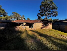 165 Greenforest Trail in Nash, TX - Building Photo