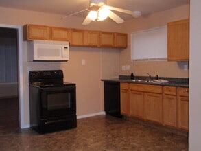 3413 Calais Dr in Jeffersontown, KY - Building Photo - Building Photo