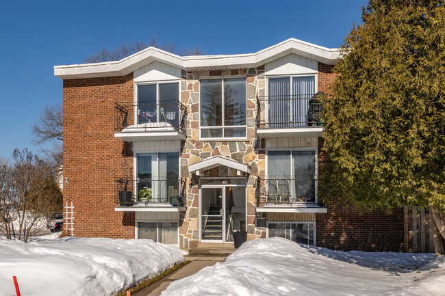 2285 De Vérone Rue
