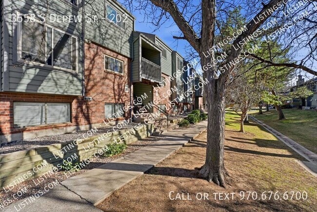 3558 S Depew St in Lakewood, CO - Building Photo - Building Photo