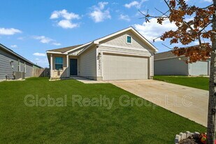 10735 Giacconi Dr in Converse, TX - Building Photo