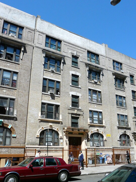 1223 Wheeler Ave in Bronx, NY - Building Photo