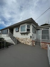 1554 Guy St in San Diego, CA - Building Photo - Building Photo