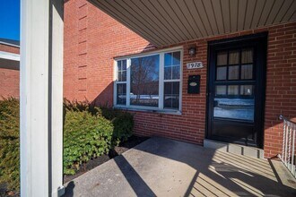 1978 Northwest Blvd in Upper Arlington, OH - Building Photo - Building Photo