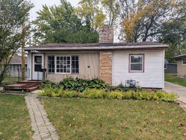 property at 1810 Midway Dr