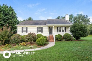 404 Graves Mill Rd in Kernersville, NC - Building Photo