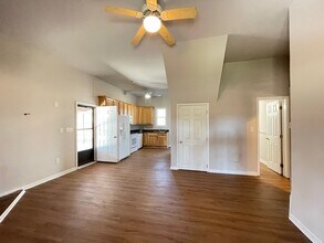 805 Chaptico Rd in South Hill, VA - Building Photo - Building Photo