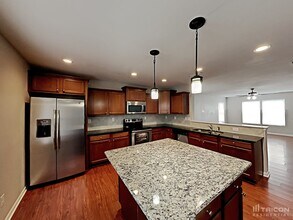 5633 Idlewild Rd N in Charlotte, NC - Building Photo - Building Photo