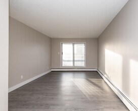 Auburn in Edmonton, AB - Building Photo - Building Photo