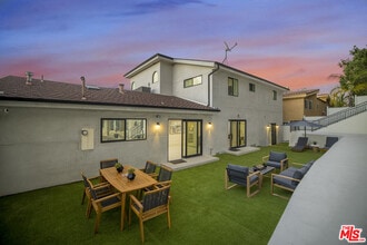 18202 Rancho St in Los Angeles, CA - Building Photo - Building Photo