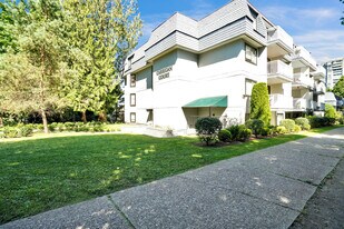 Carrigan Court Apartments in Burnaby, BC - Building Photo
