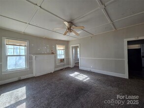 405 S Yates St in Gastonia, NC - Building Photo - Building Photo