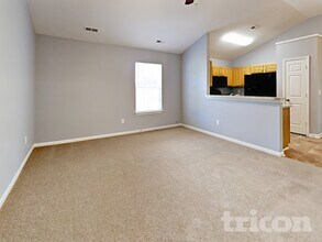 930 Valley Ridge Rd in Charlotte, NC - Building Photo - Building Photo