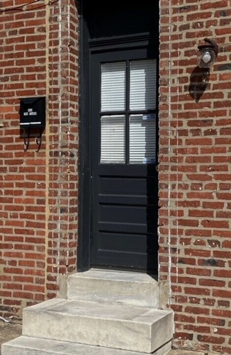 643 S Potomac St in Baltimore, MD - Building Photo