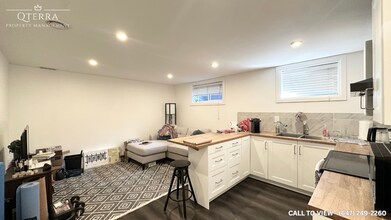 562 Knight's Hill Rd in London, ON - Building Photo - Building Photo