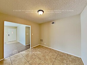 2609 W Charter Oak Rd in Phoenix, AZ - Building Photo - Building Photo