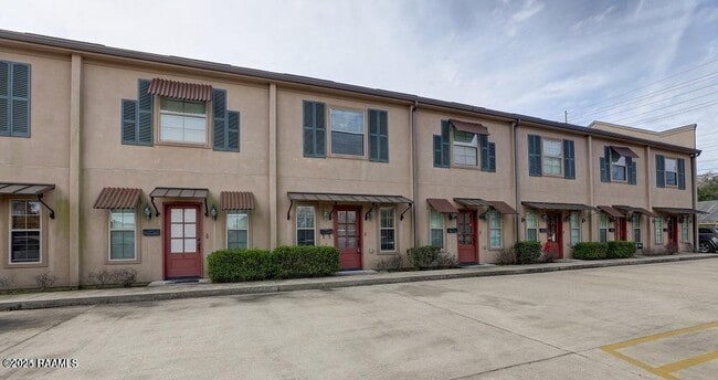 1000 Tulane Ave in Lafayette, LA - Building Photo - Building Photo