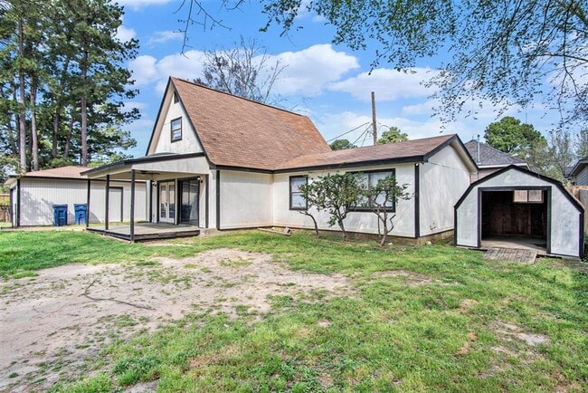 property at 11617 Vistawood St