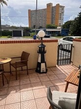 400 N Riverside Dr, Unit 104 in Pompano Beach, FL - Foto de edificio - Building Photo