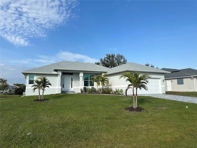 202 Long Meadow Ln S in Rotonda West, FL - Building Photo - Building Photo