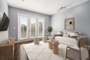 5300 Peachtree Rd in Atlanta, GA - Building Photo